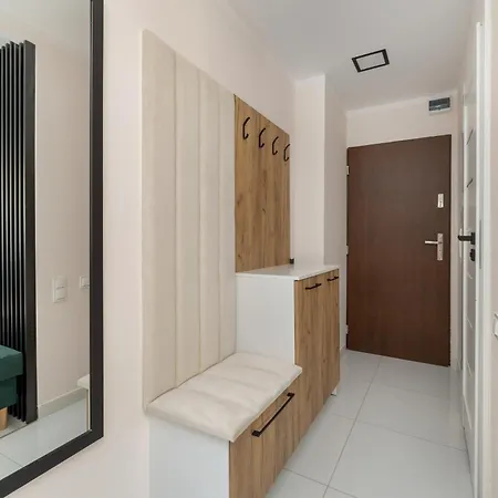 Wheel - Centrum - By Rent Like *